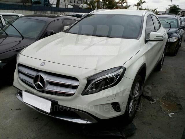 LOTE 028 - Mercedes-Benz GLA 200 Style 2016