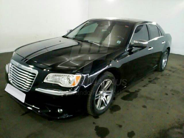 LOTE 001 - Chrysler 300C 3.6 V6 2015