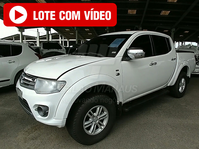 LOTE 013 - Mitsubishi L200 Triton 3.5 V6 HPE 4WD (Flex) (Aut) 2015