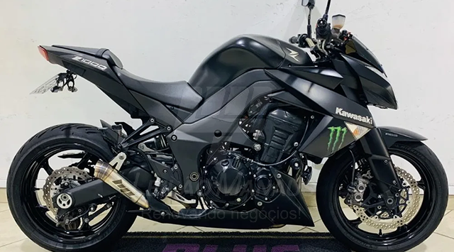 Lote 008 - Kawasaki Z-1000 2013